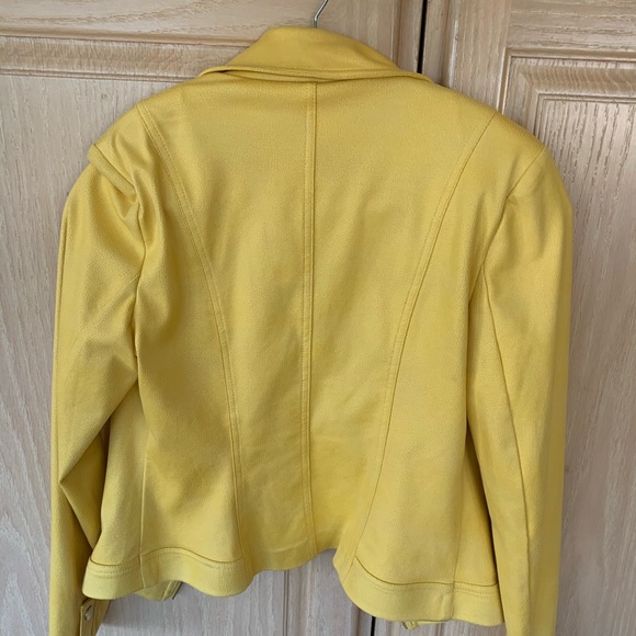 Insight Yellow Jacket - Picture 2 of 2